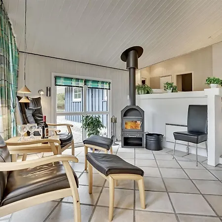 Guththorm - 600m From The Sea By Interhome *